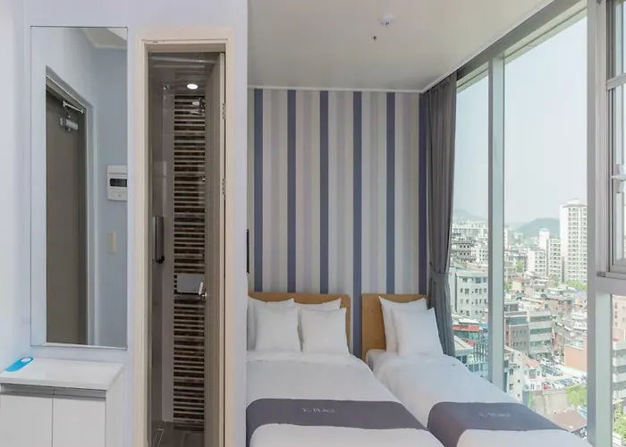 E7 Place Dongdaemun 4*