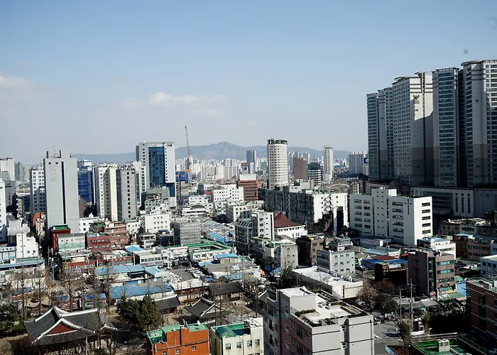 E7 Place Dongdaemun 4*