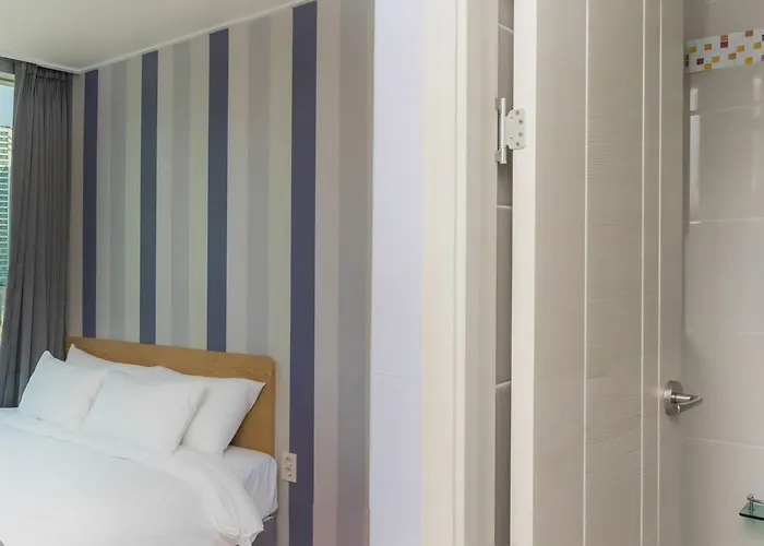 Hotel E7 Place Dongdaemun Seúl