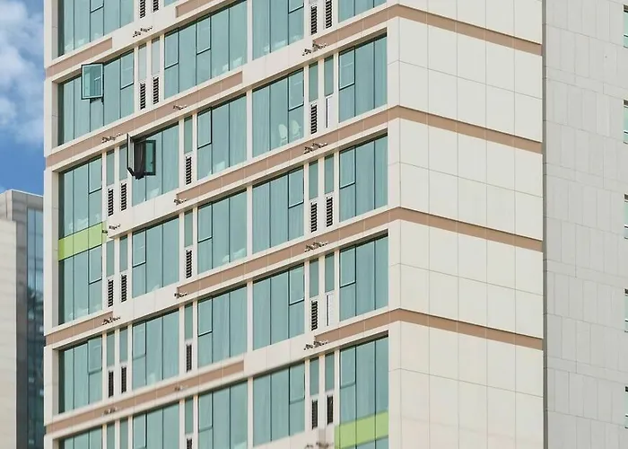 Hotel E7 Place Dongdaemun 4*